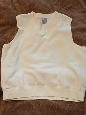 Tna COZYAF Cream V‑Neck Fleece Vest